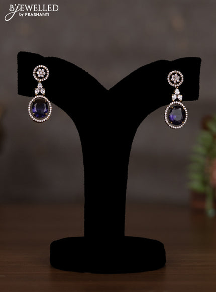 Necklace with sapphire and cz stones in victorian finish