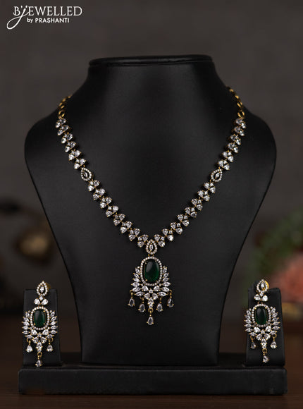 Necklace with emerald and cz stones in victorian finish
