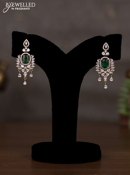 Necklace with emerald and cz stones in victorian finish