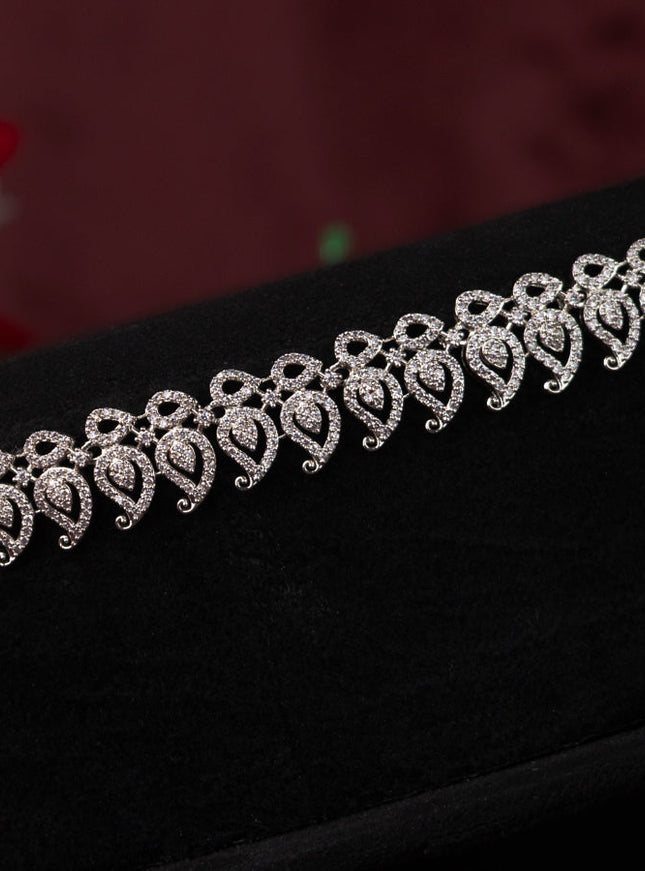 Zircon hip chain with manga pattern and cz stones