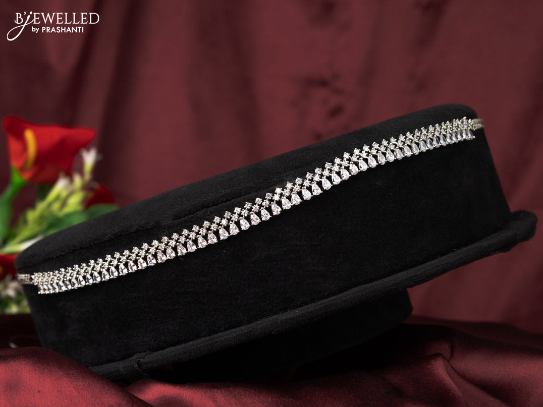 Zircon hip chain with simple design and cz stones