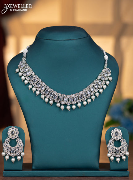 Kundan necklace with white stones and pearl hangings