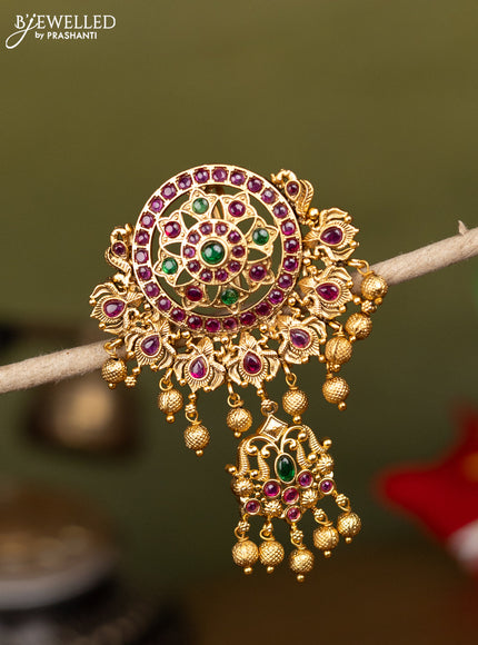 Antique jada billai peacock design with kemp stones and golden beads hanging