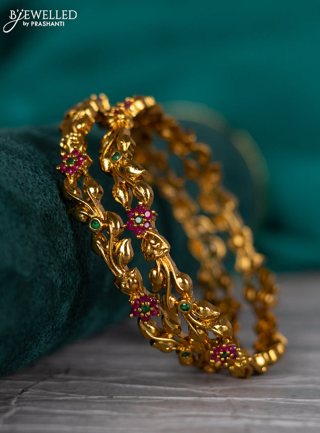 Antique bangle floral design with kemp stones