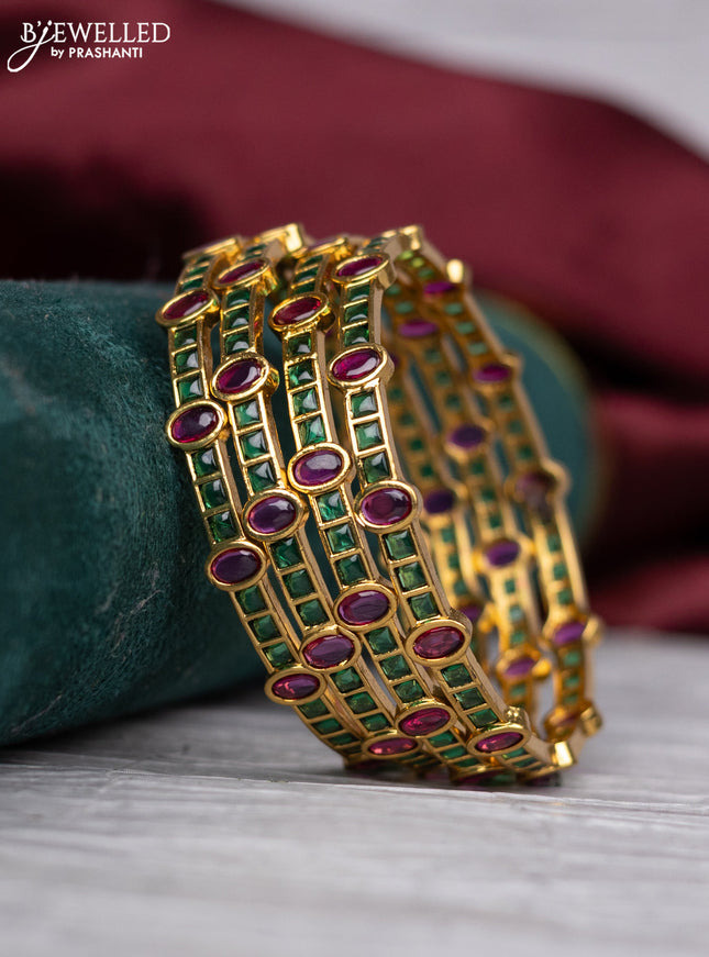 Antique bangle with kemp stones