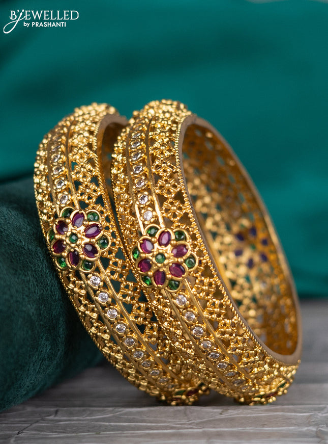 Antique bangle with kemp and cz stones