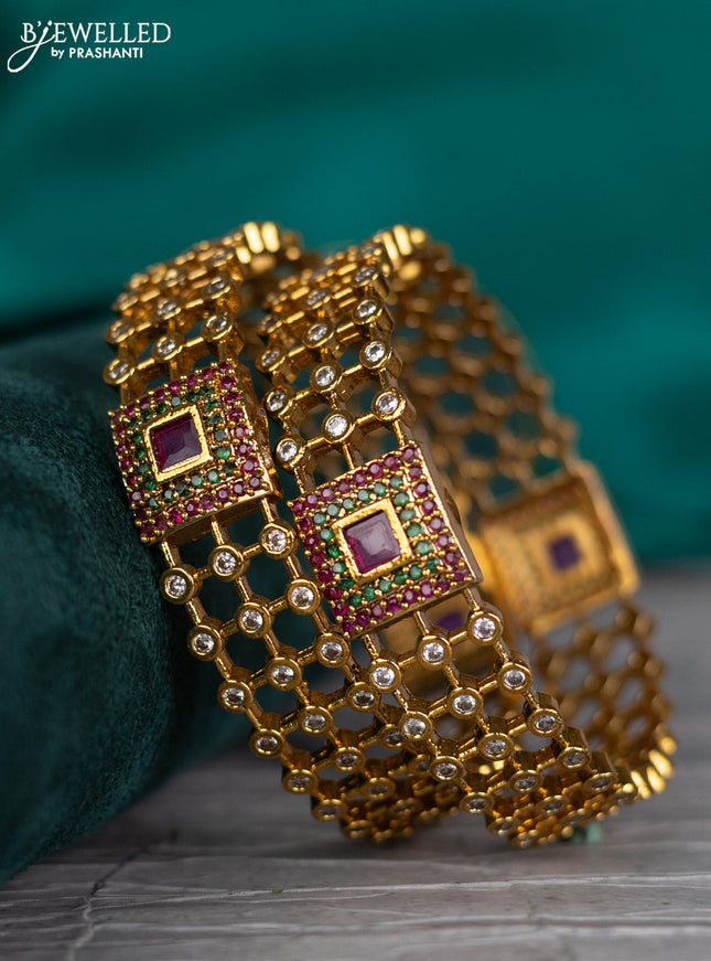 Antique bangle with kemp and cz stones