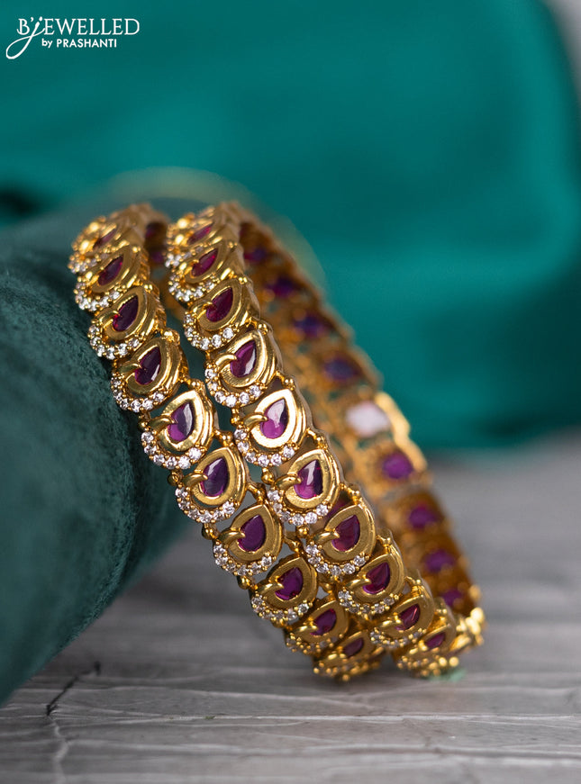 Antique bangle with pink kemp and cz stones