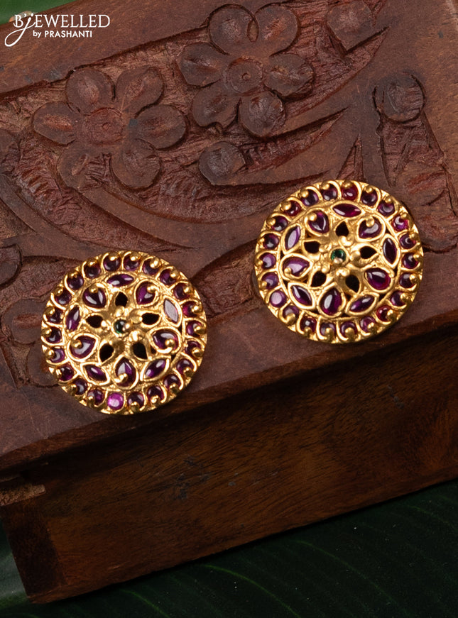 Antique earring with kemp stones