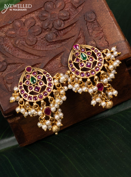 Antique earring with kemp and pearl hangings