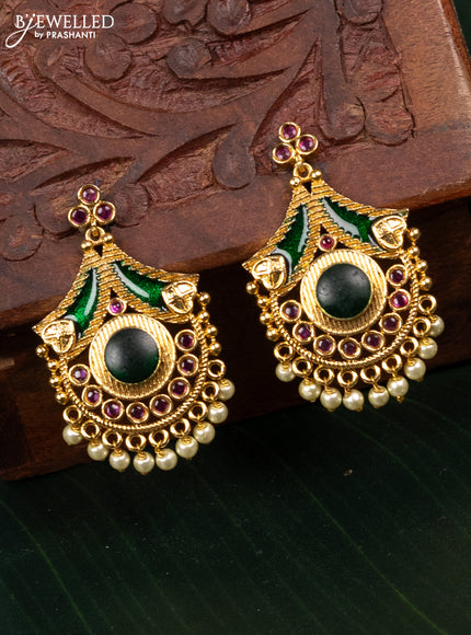 Antique earring with kemp stones and pearl hanings