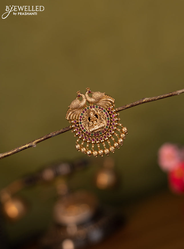 Antique jada billai lakshmi design with kemp stones and golden beads hanging