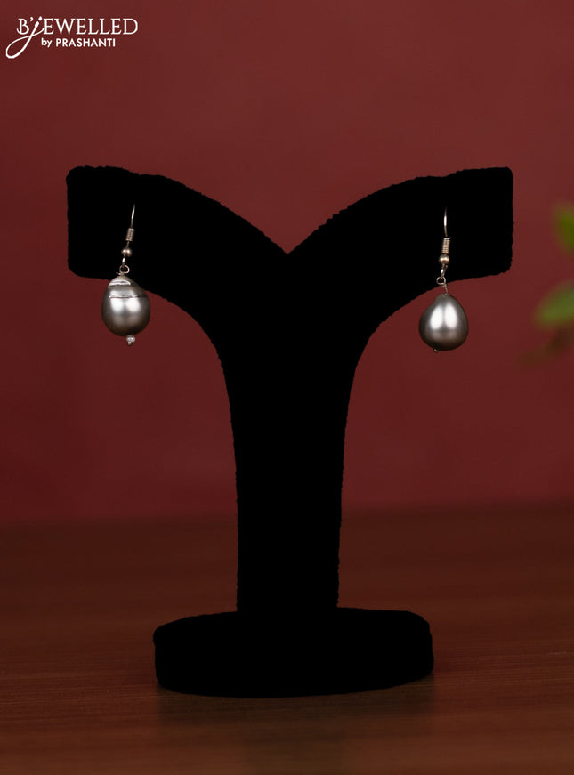 Pearl grey and cz stone maala