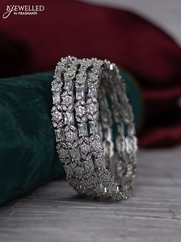 Zircon bangle with cz stones