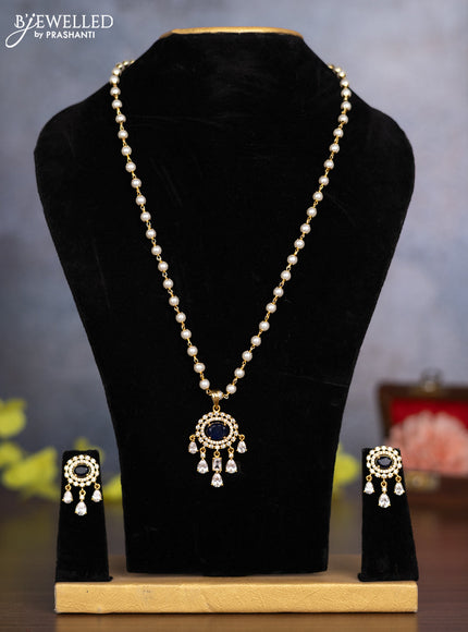 Pearl necklace with sapphire and cz stones and hangings