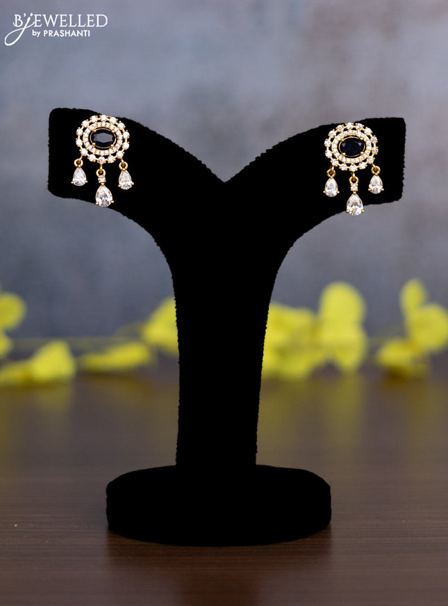 Pearl necklace with sapphire and cz stones and hangings