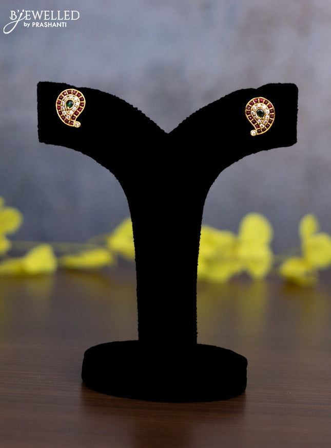 Pearl necklace with manga pattern and kemp & cz stones