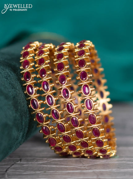 Antique bangle with pink kemp stones