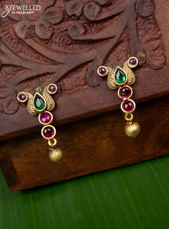 Antique earring with kemp stones and golden beads hanging