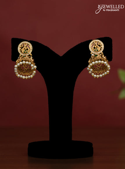 Beaded onion pink Necklace with kemp stones and pearl hangings