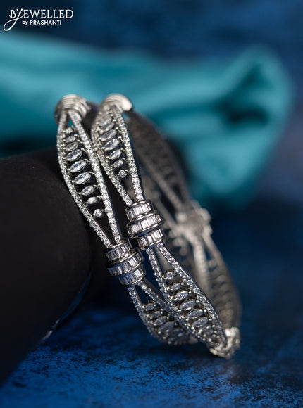 Zircon Bangle with cz stone in white finish