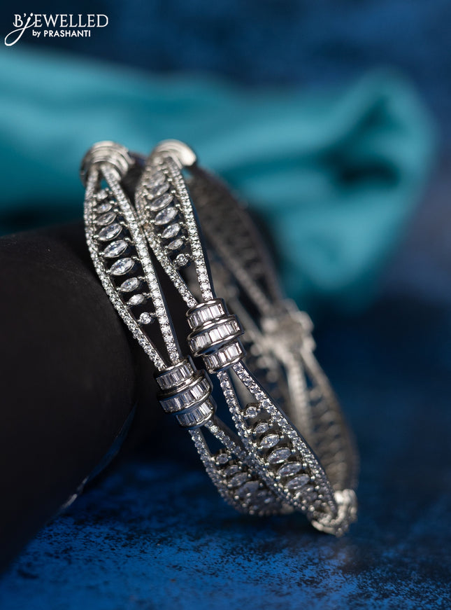 Zircon Bangle with cz stone in white finish