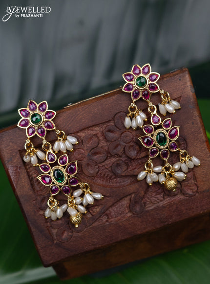 Antique earring with kemp stones and pearl hangings