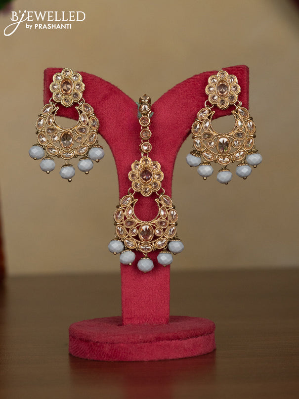 Kundan necklace with maang tikka and grey beads hanging