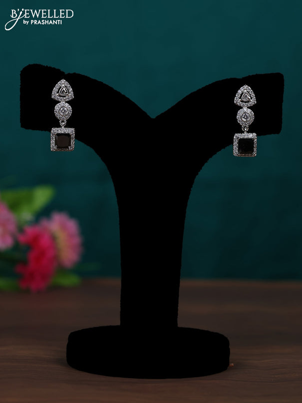 Zircon earring with black and cz stones