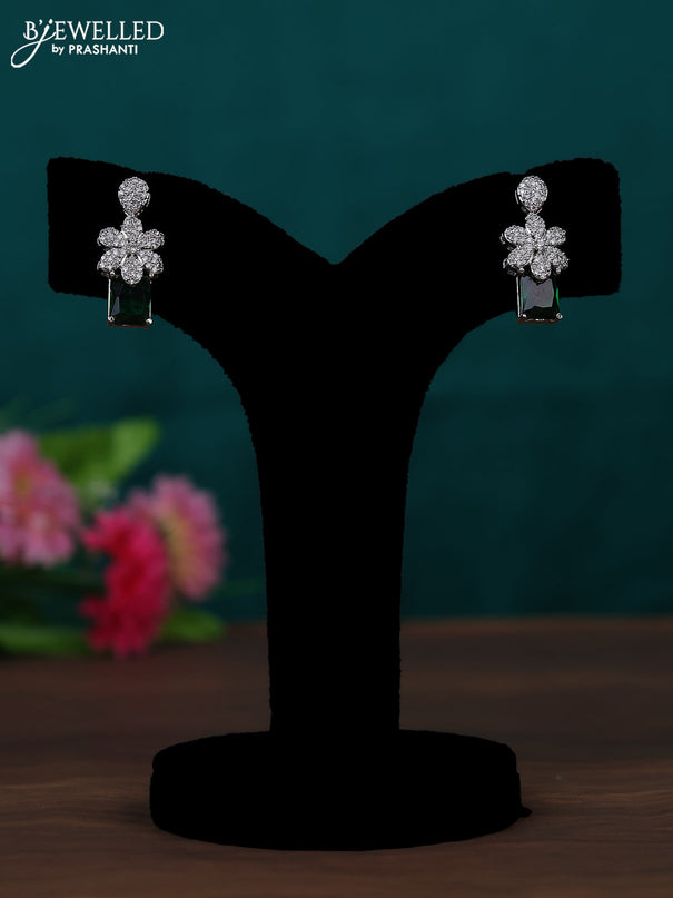 Zircon earring with emerald and cz stones