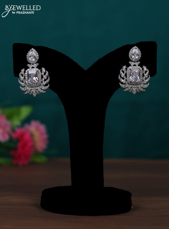 Zircon earring with cz stones