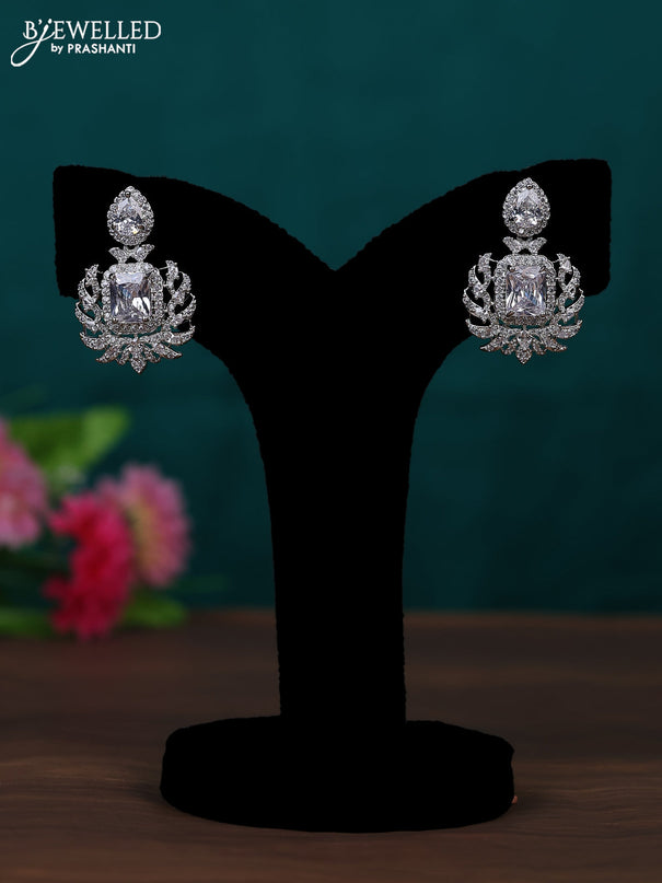 Zircon earring with cz stones