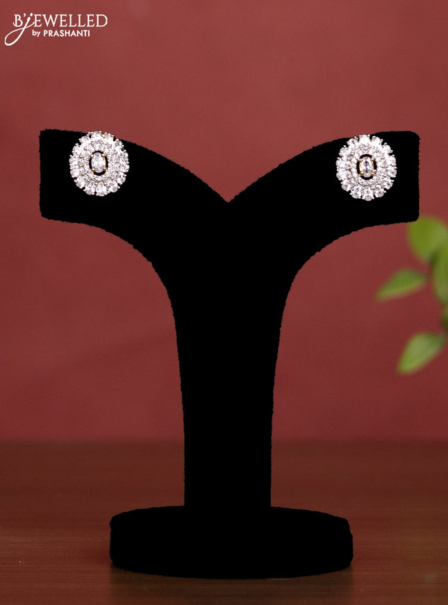 Beaded multilayer choker with mint green and cz stones pendant