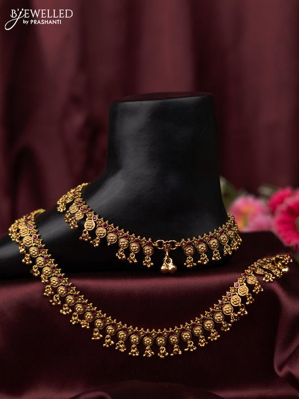 Antique anklet kasu design with pink kemp and golden beads hangings