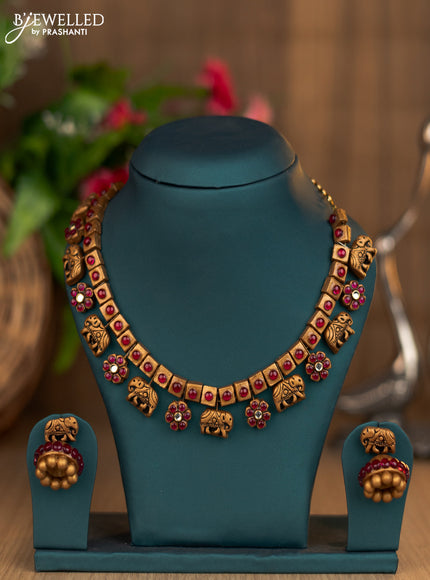 Terracotta elephant design with pink kemp kundan stone necklace