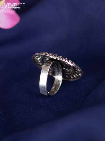 Oxidised ring with floral design