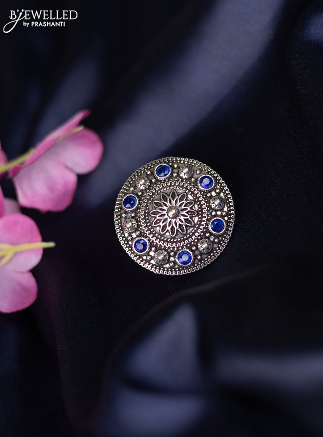 Oxidised ring with sapphire stones