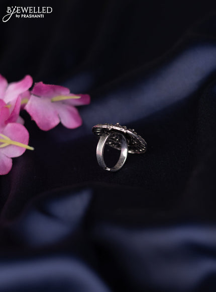 Oxidised ring with floral design
