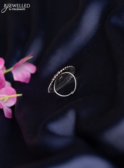 Oxidised ring with floral design