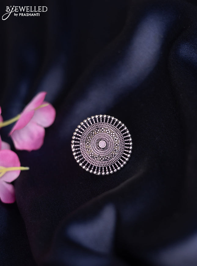 Oxidised ring with baby pink stones