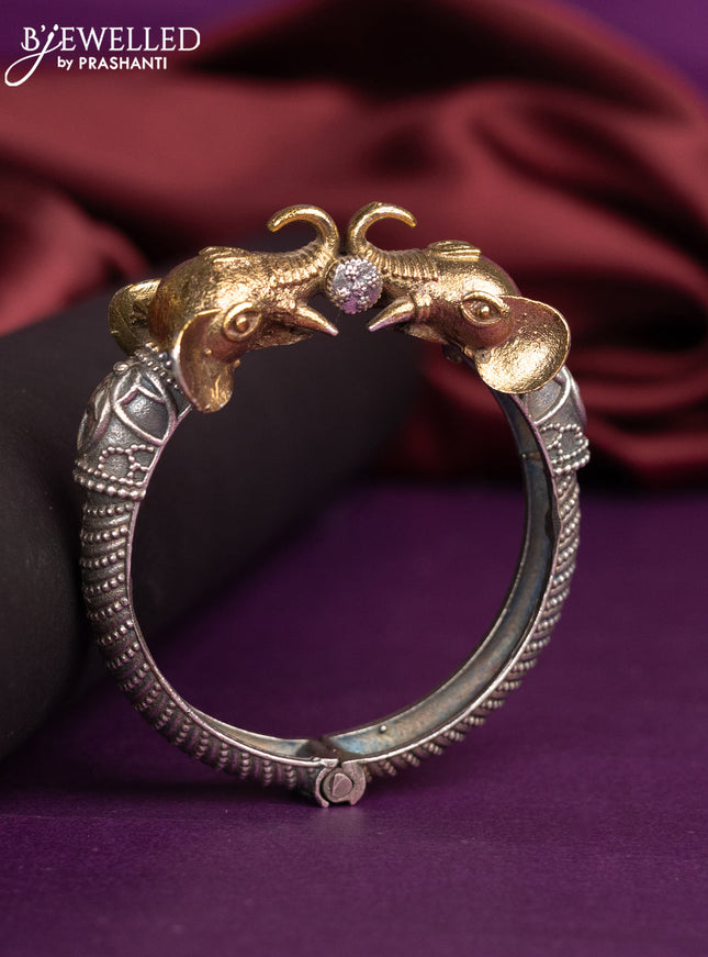 Oxidised elephant design screw type bangles