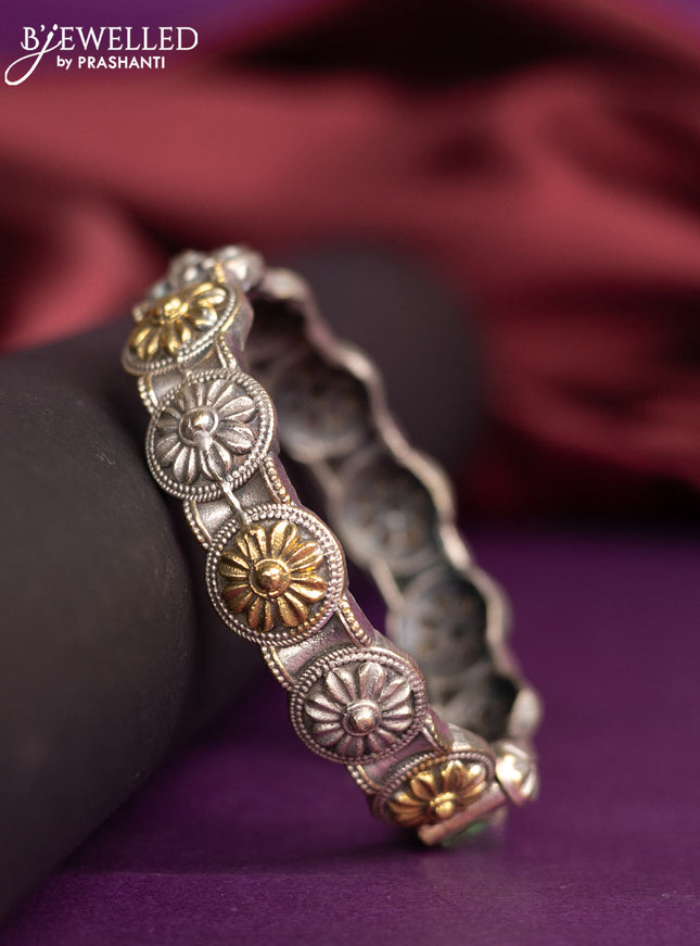 Oxidised floral design screw type bangles