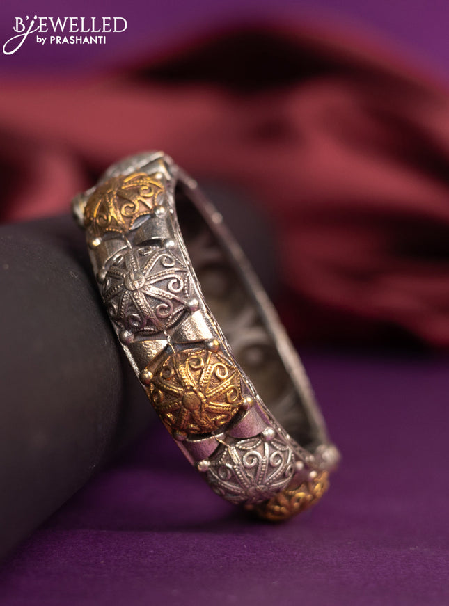 Oxidised screw type kada bangles