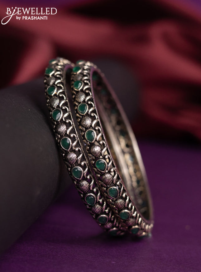 Oxidised bangle with emerald stones