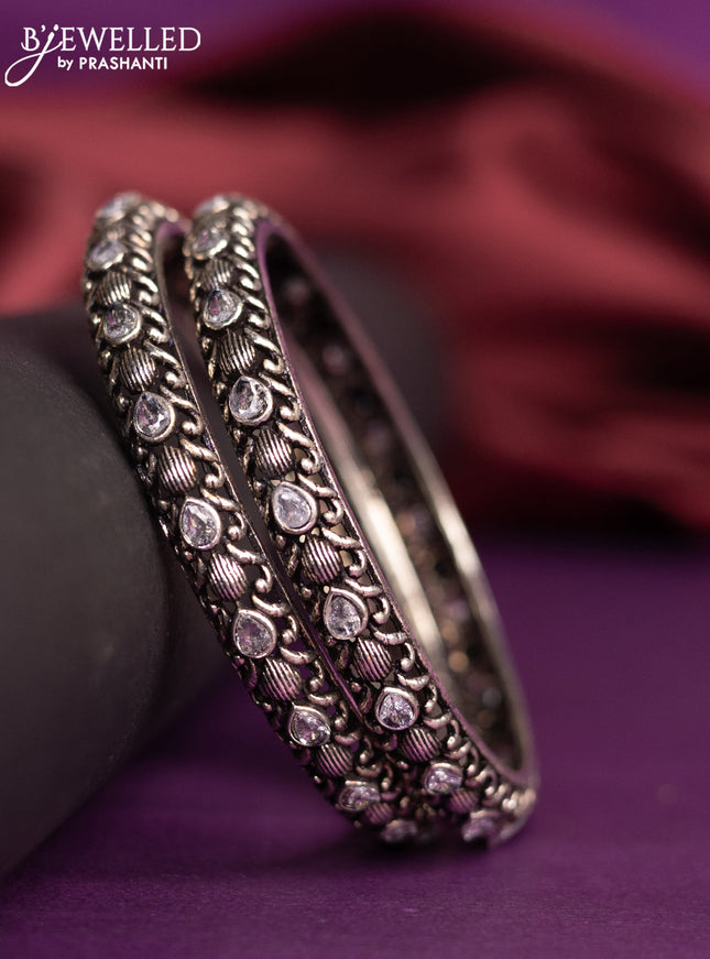 Oxidised bangle with cz stones