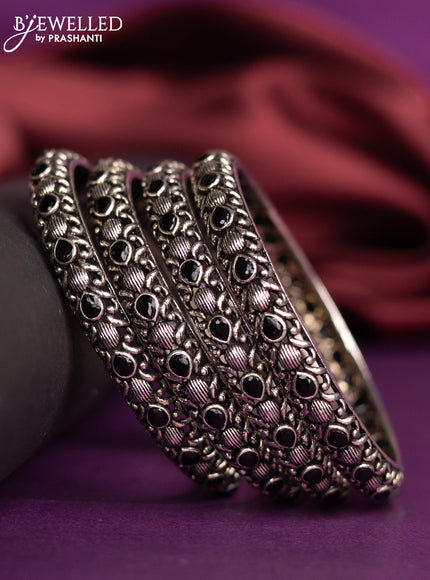 Oxidised bangle with black stones