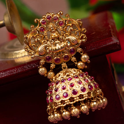 Collection image for: Antique Jada Billai