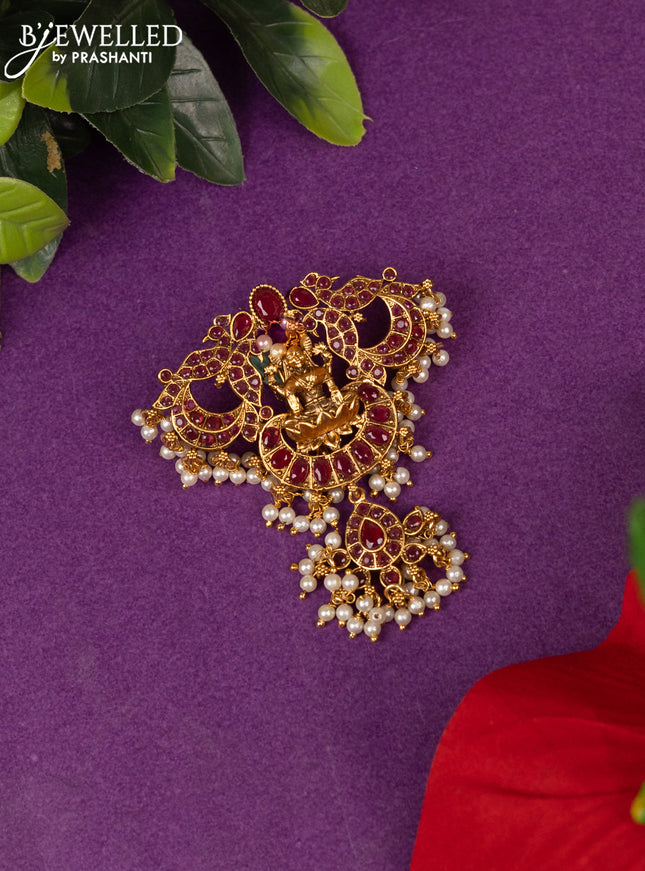 Antique jada billai lakshmi design with kemp stones golden beads hangings