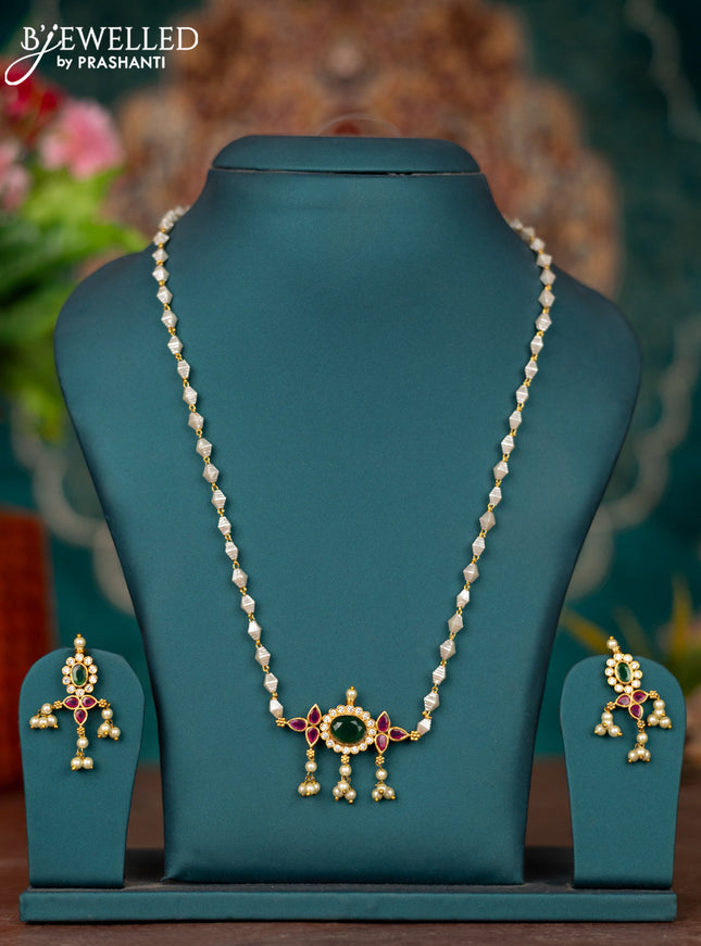 Pearl necklace with kemp & cz stones and pearl hangings
