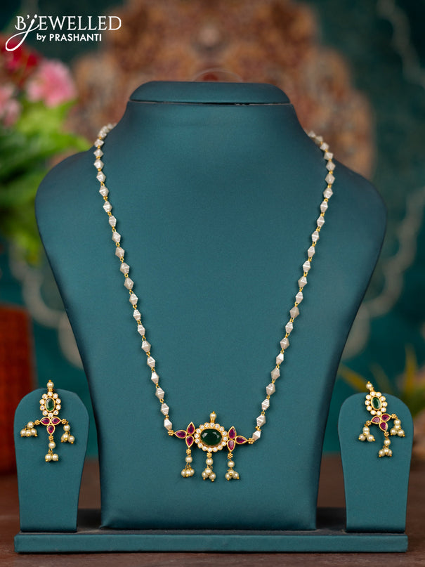 Pearl necklace with kemp & cz stones and pearl hangings